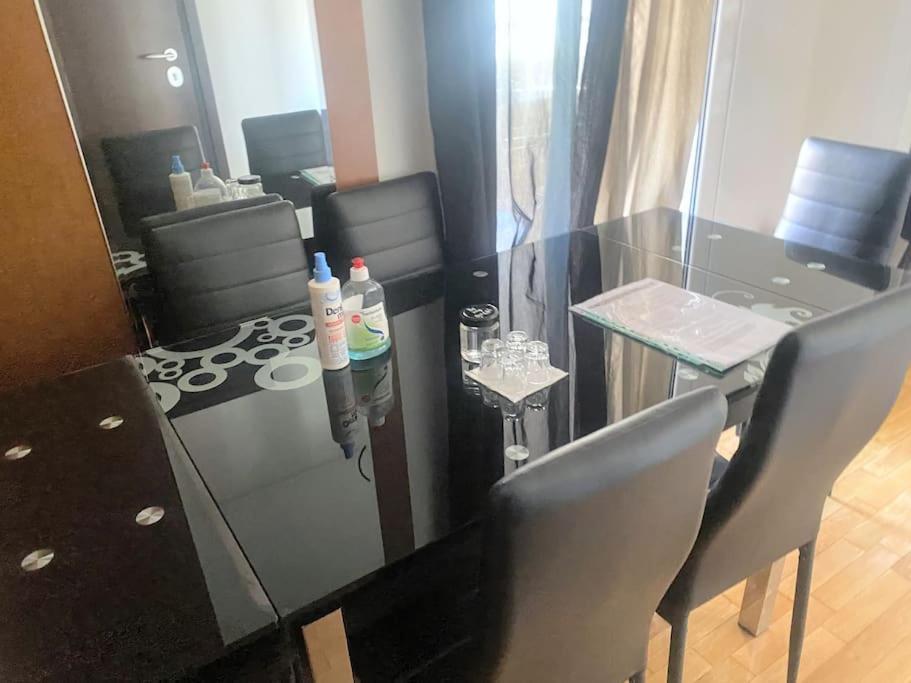 2Bdr Boutique Full Apt In Plaka Atina Dış mekan fotoğraf